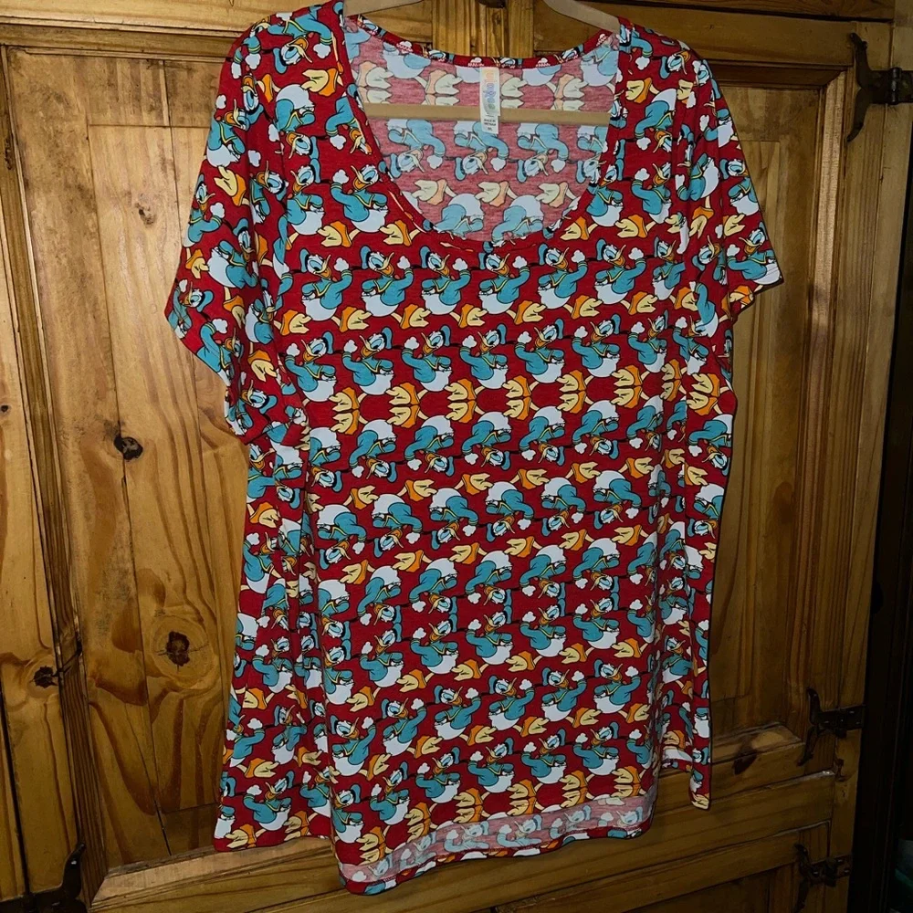 LuLaRoe Classic tee Donald Duck tunic top. Size 3XL. EUC - Picture 3 of 4